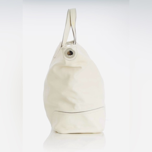 Coach Cream Shoulder Bag - Picture 4 of 16